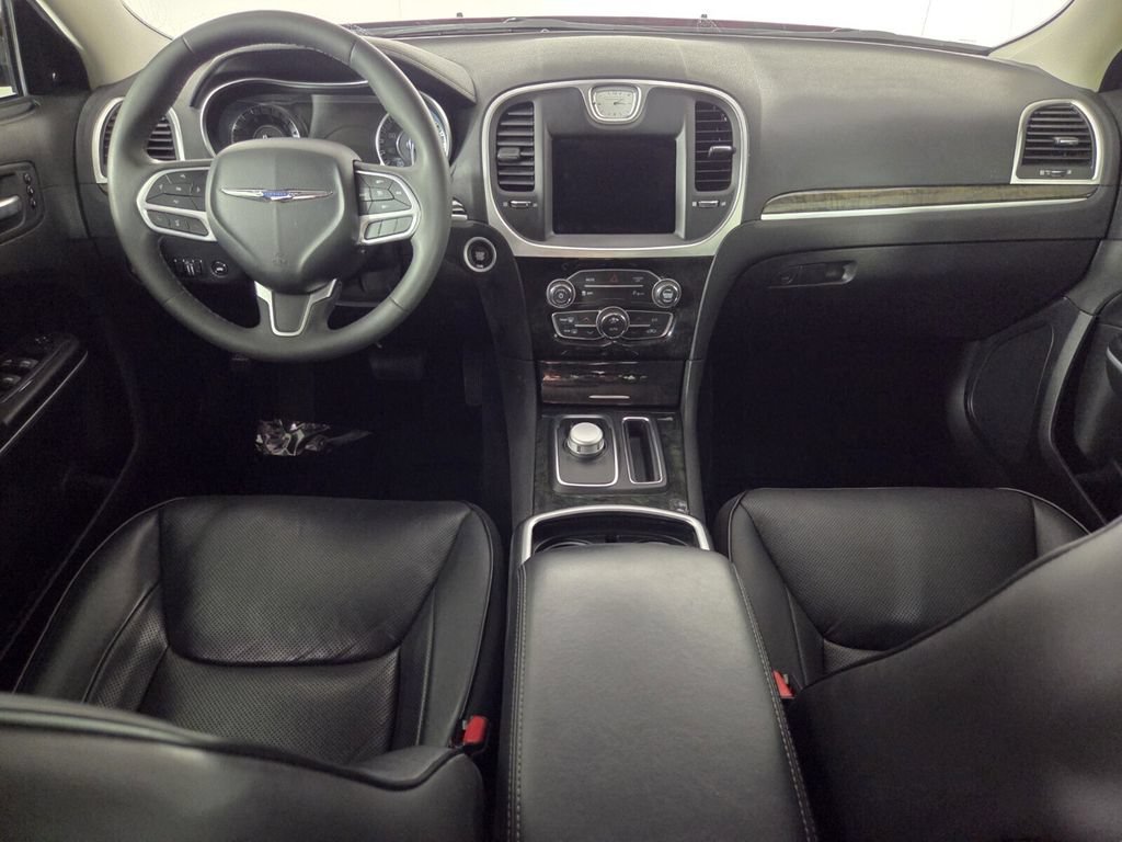 Used 2023 Chrysler 300 Touring L w/ Comfort Group RWD image 25