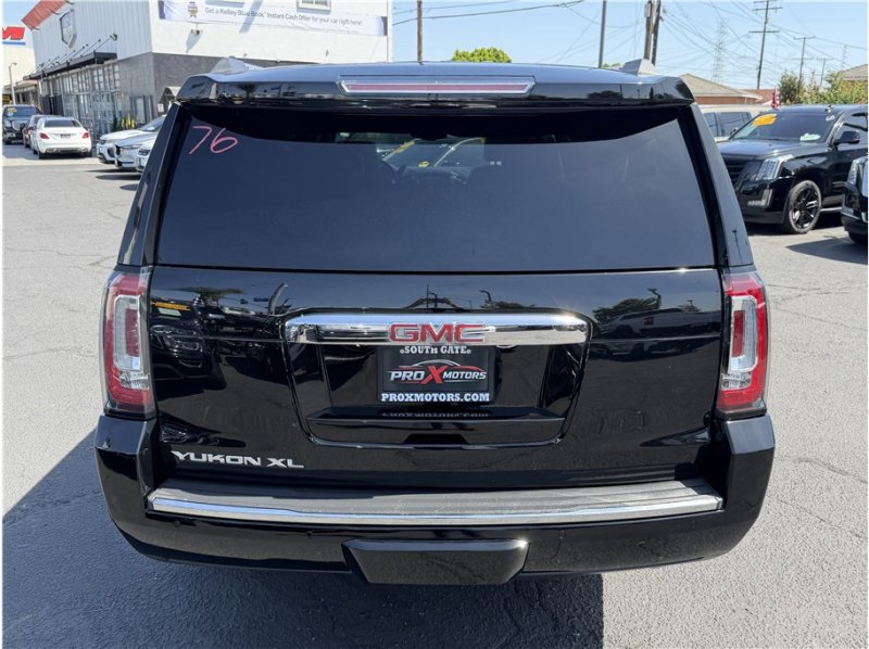 Used 2018 GMC Yukon XL Denali w/ Denali Ultimate Package image 13