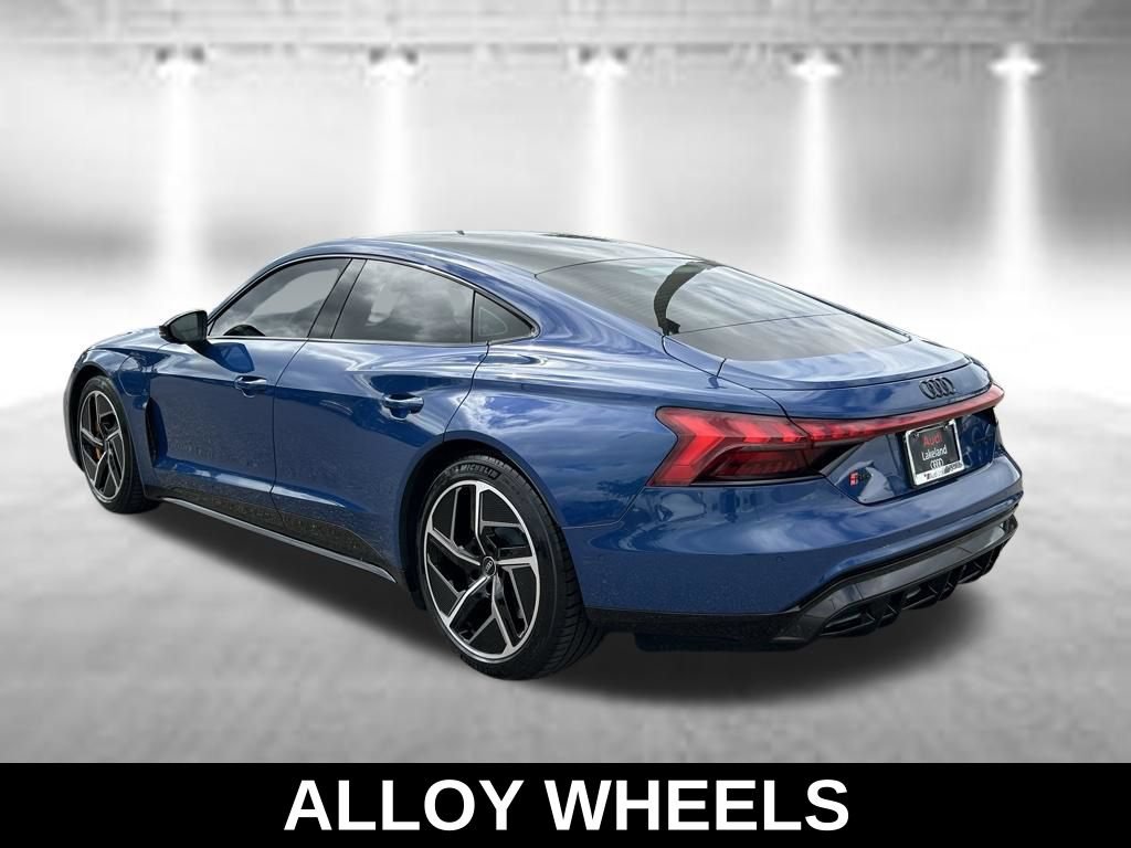 Used 2024 Audi RS e-tron GT w/ Carbon Performance Package AWD/4WD image 3