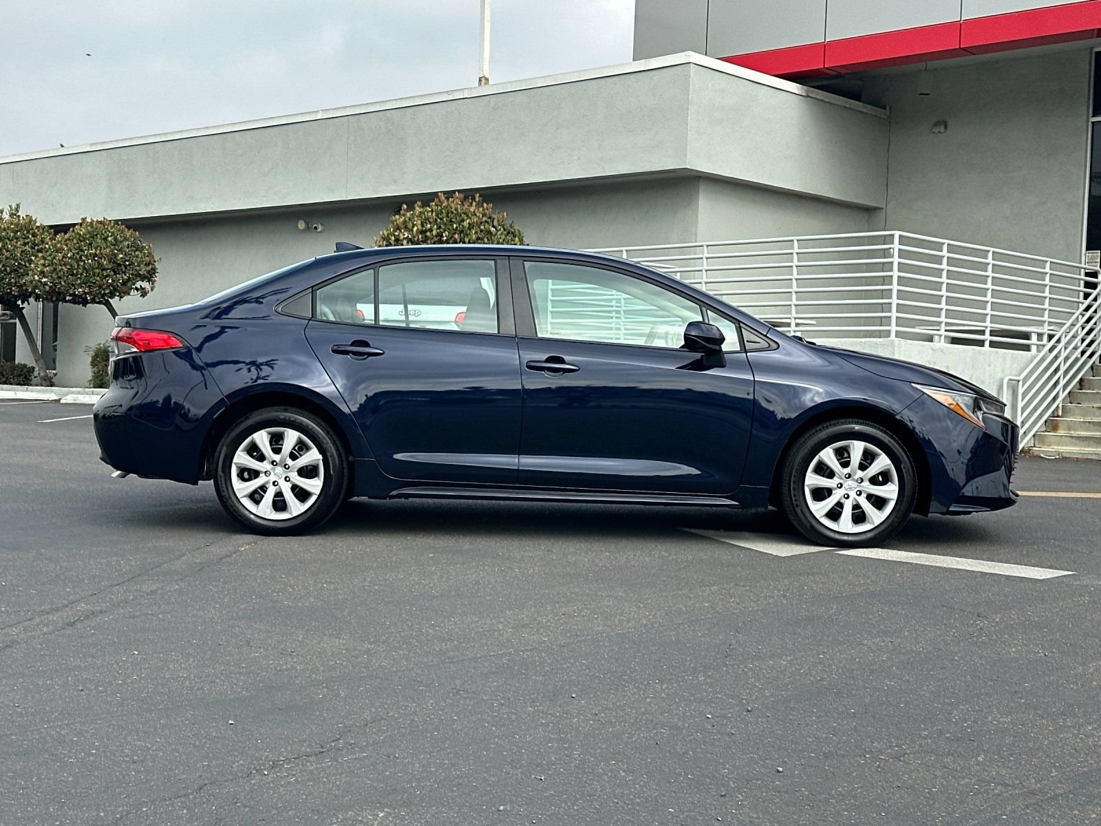 Used 2026 Toyota Corolla LE FWD image 6