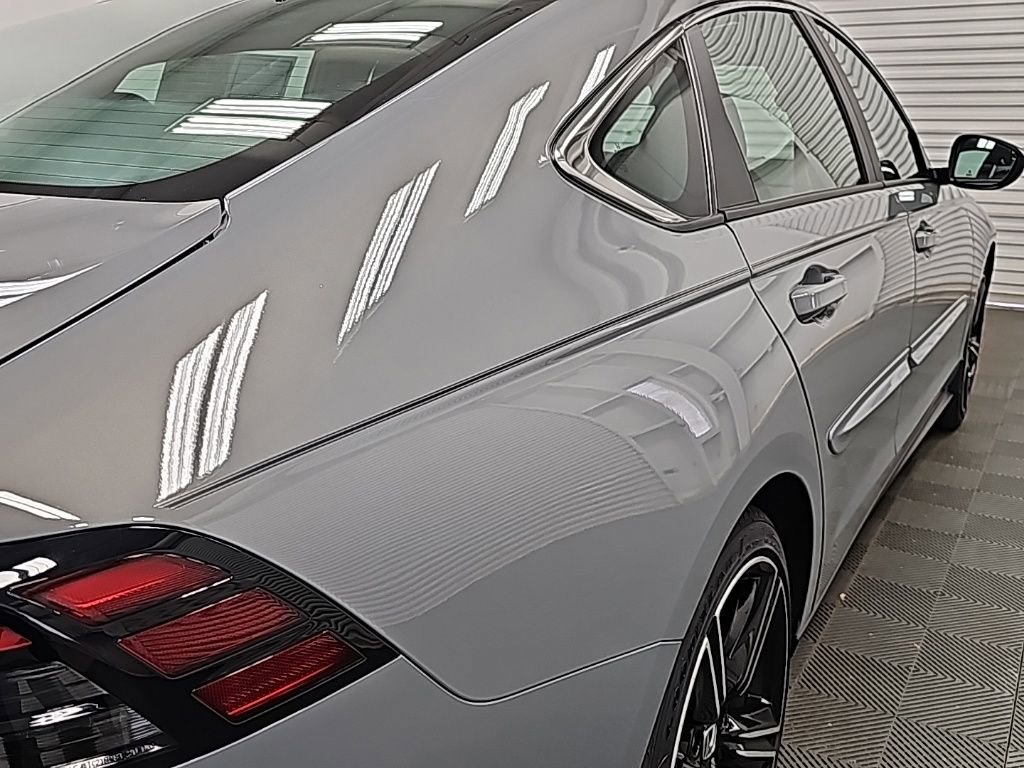 Used 2025 Honda Accord Sport image 10