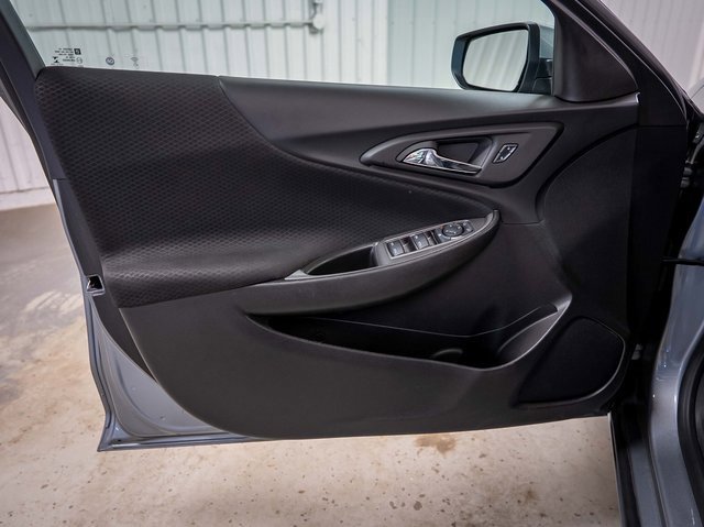 Used 2024 Chevrolet Malibu LT image 18