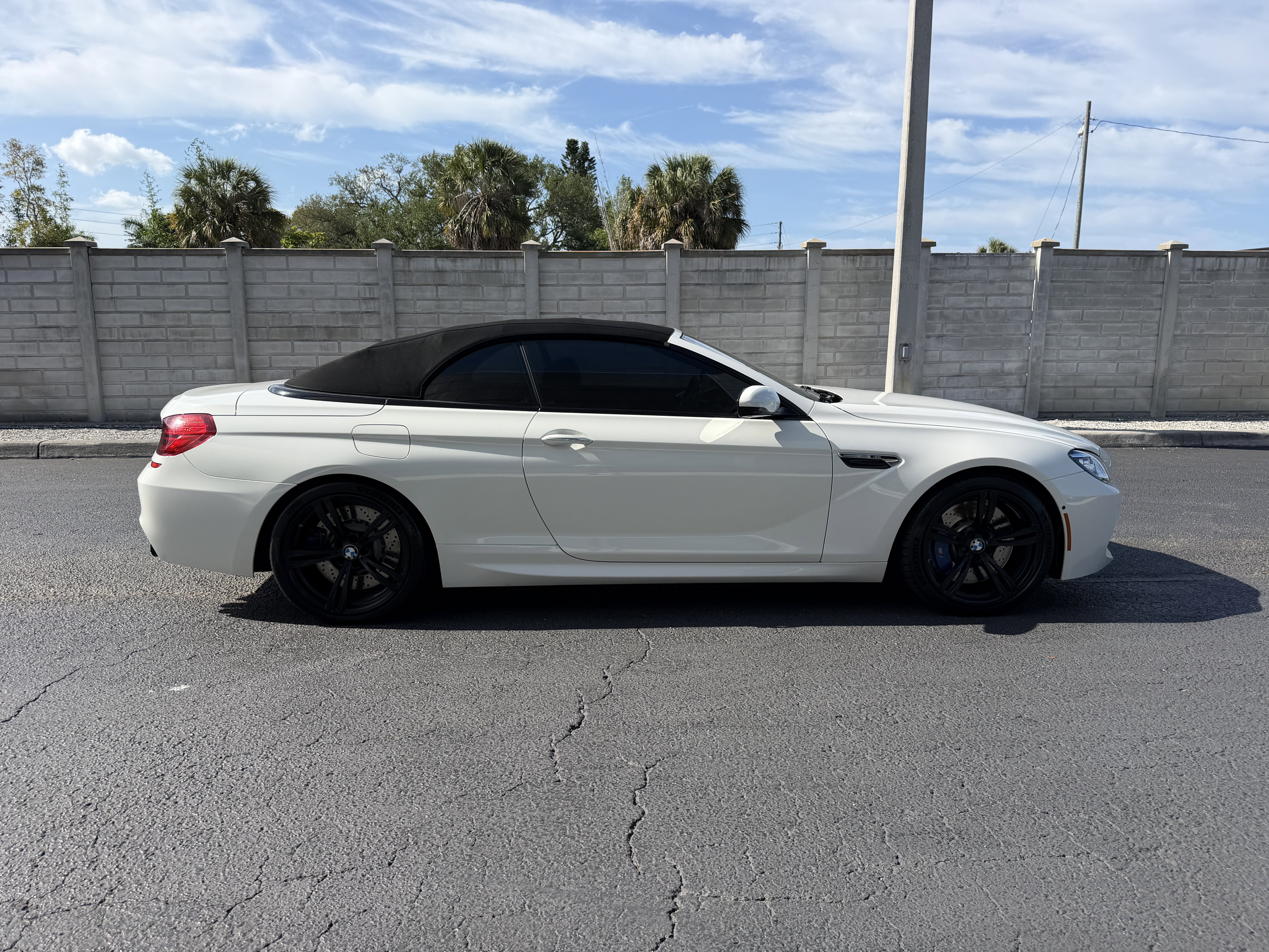 Used 2015 BMW M6 Convertible image 7