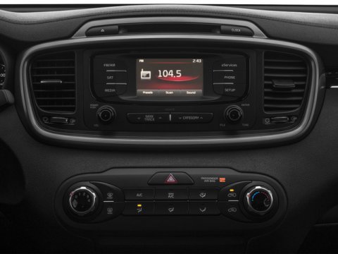 Used 2016 Kia Sorento LX w/ LX Convenience Package image 12