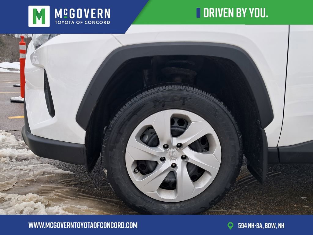 Used 2023 Toyota RAV4 LE image 6