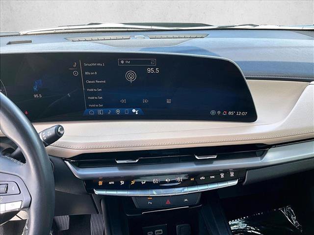 Certified 2024 Cadillac XT4 Luxury FWD image 24