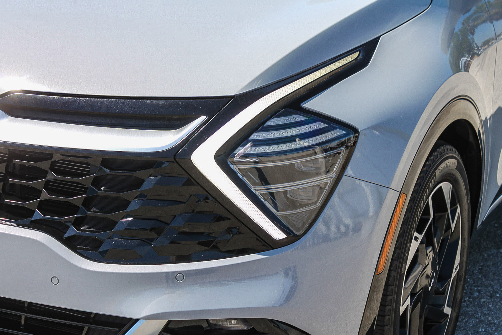 Used 2023 Kia Sportage SX image 5