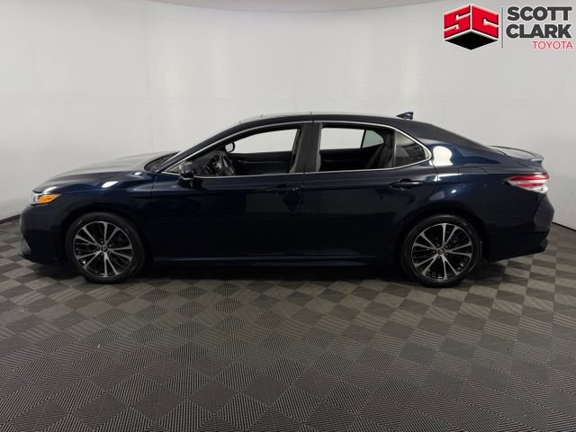 Used 2020 Toyota Camry SE w/ Convenience Package FWD image 6