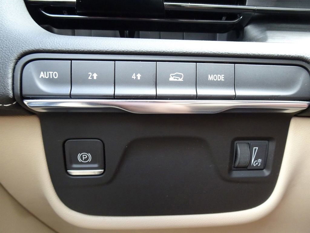 Used 2021 Cadillac Escalade ESV Premium Luxury AWD/4WD image 25