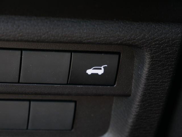 Used 2025 Mitsubishi Outlander SE AWD/4WD image 16