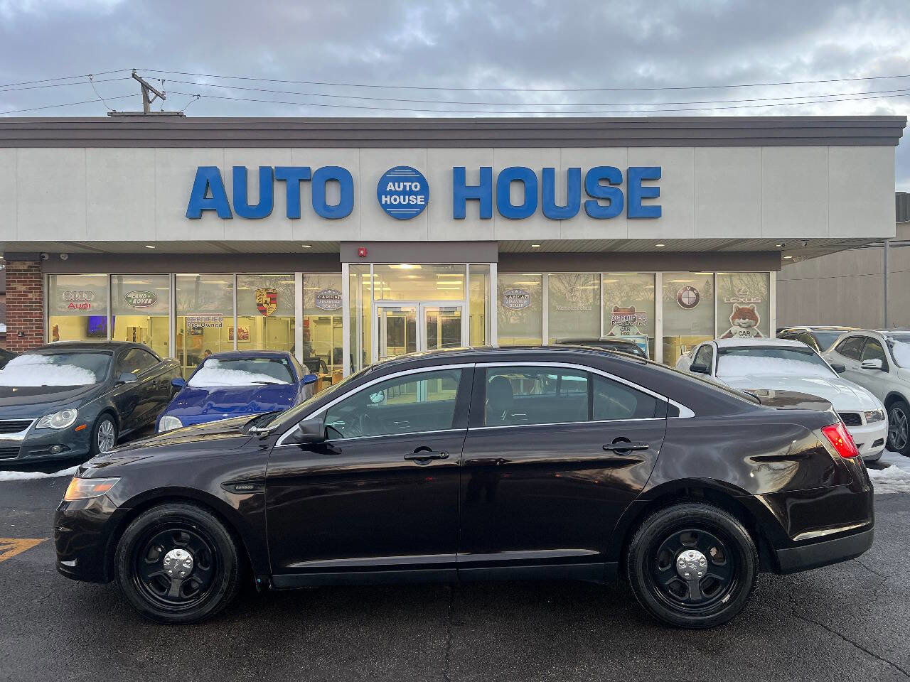 Used 2017 Ford Taurus Police Interceptor AWD image 5