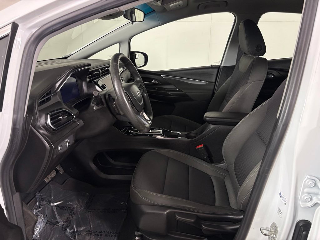 Certified 2023 Chevrolet Bolt LT w/ Driver Confidence Package FWD image 19