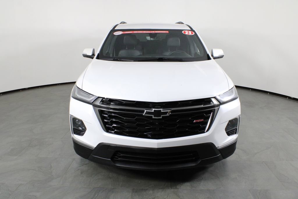 Used 2023 Chevrolet Traverse RS FWD image 13