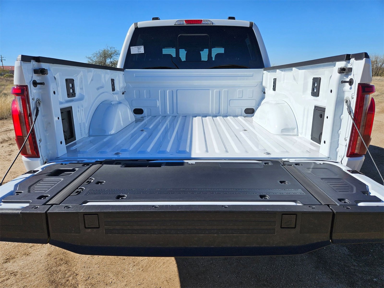 New 2025 Ford F150 Lariat w/ Equipment Group 502A High image 7