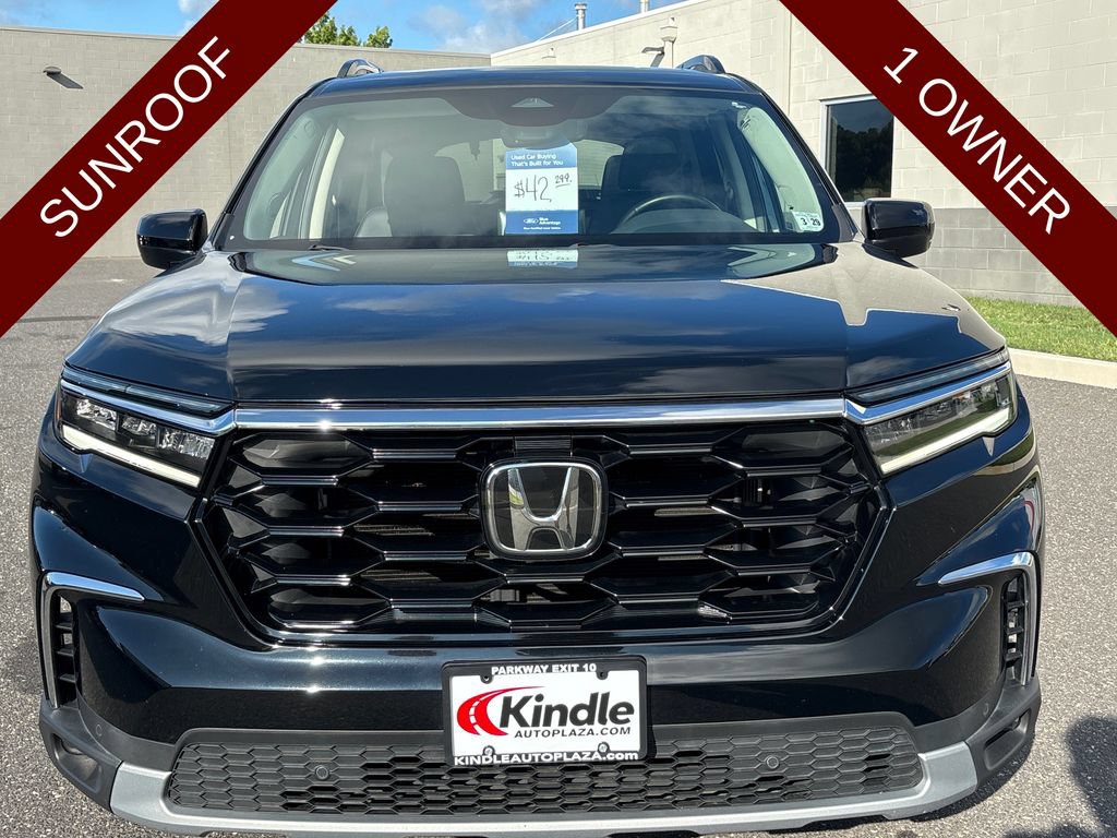 Used 2024 Honda Pilot Touring video 2