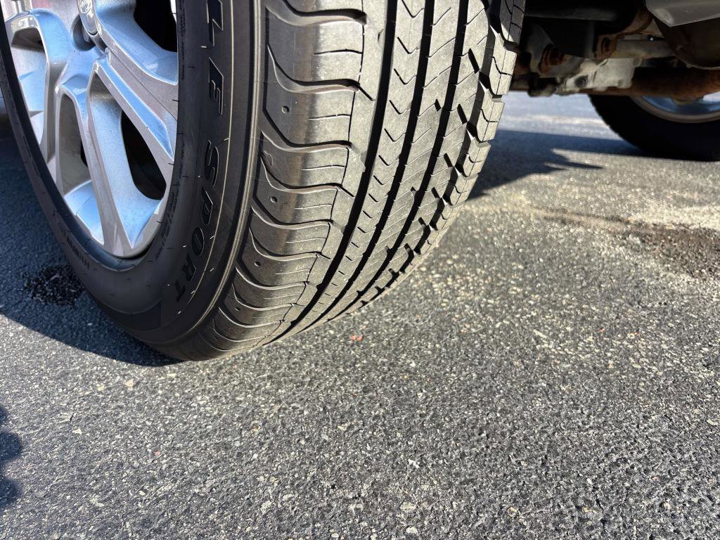 Used 2018 Land Rover Range Rover Evoque SE image 6