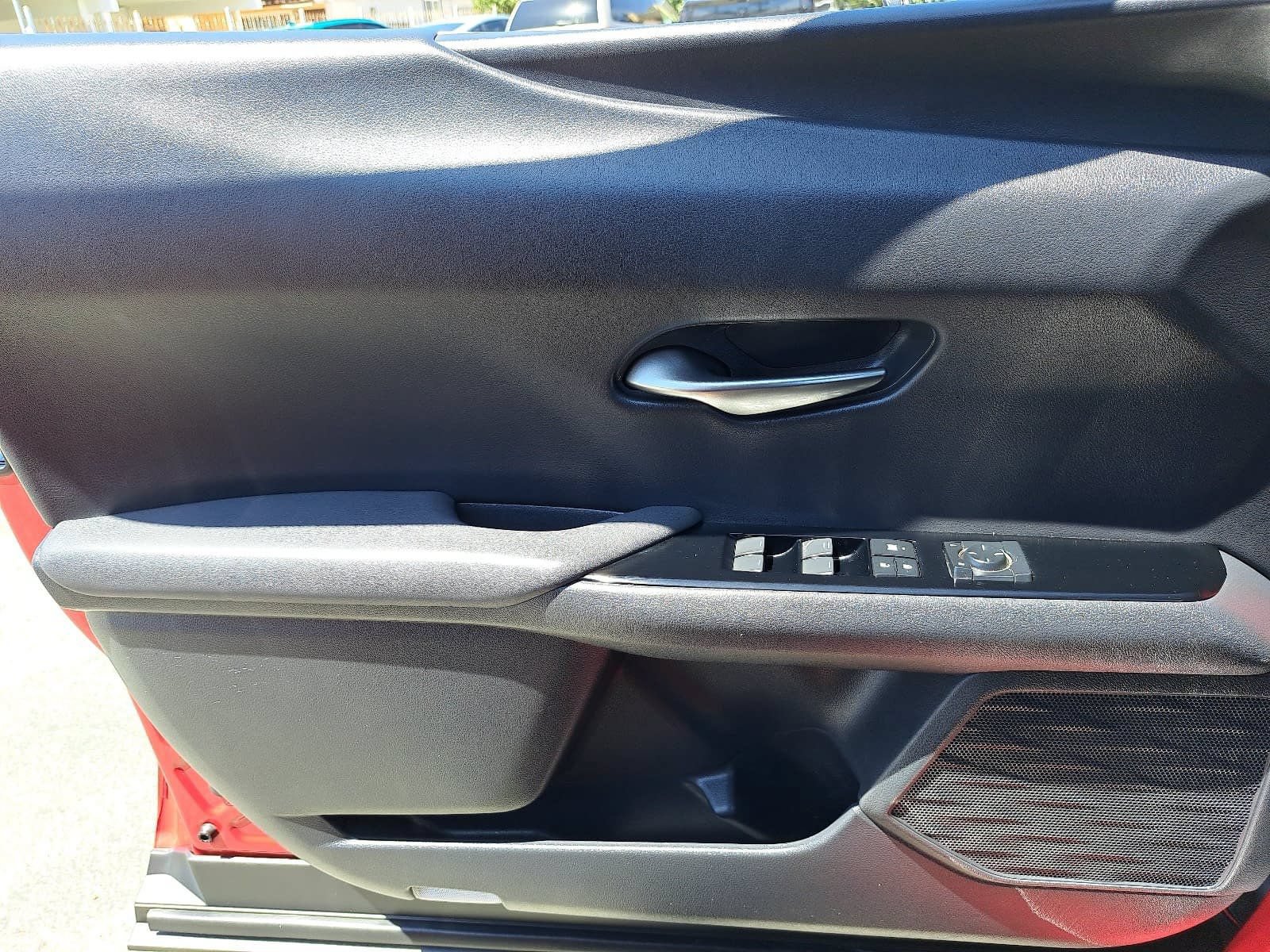 Used 2019 Lexus UX 250h F Sport w/ F Sport Premium Package AWD/4WD image 29