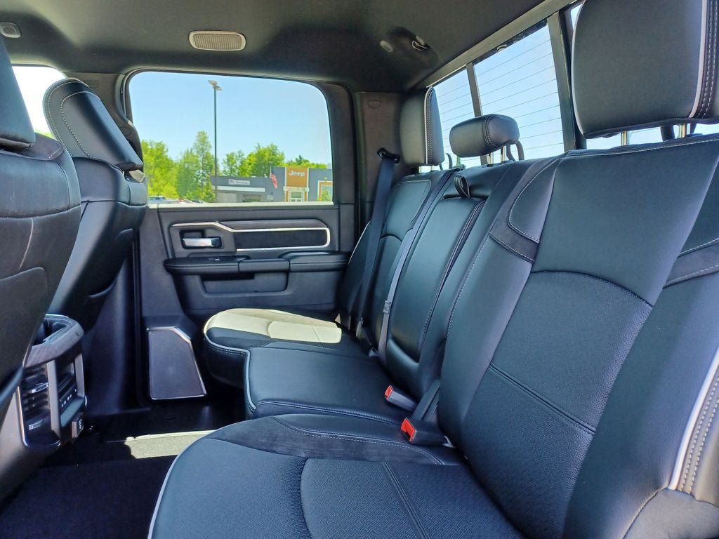 New 2026 RAM 2500 Laramie AWD/4WD image 29