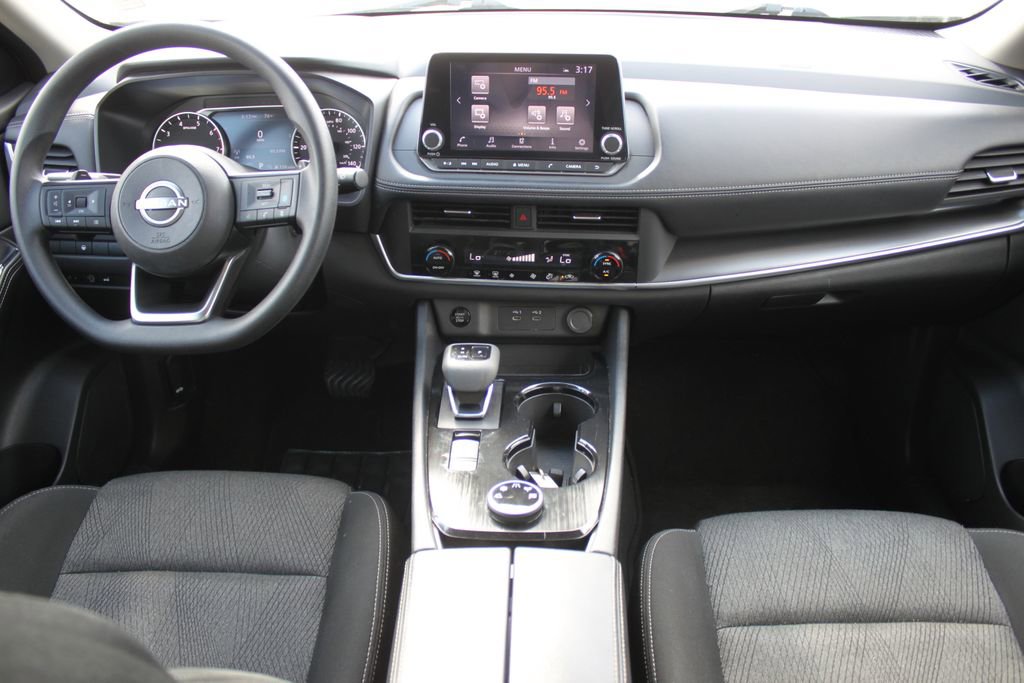 Used 2024 Nissan Rogue SV AWD/4WD image 8