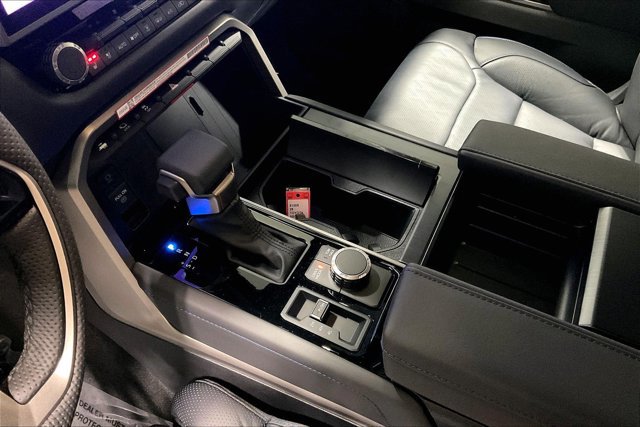 New 2026 Toyota Sequoia Platinum AWD/4WD image 8