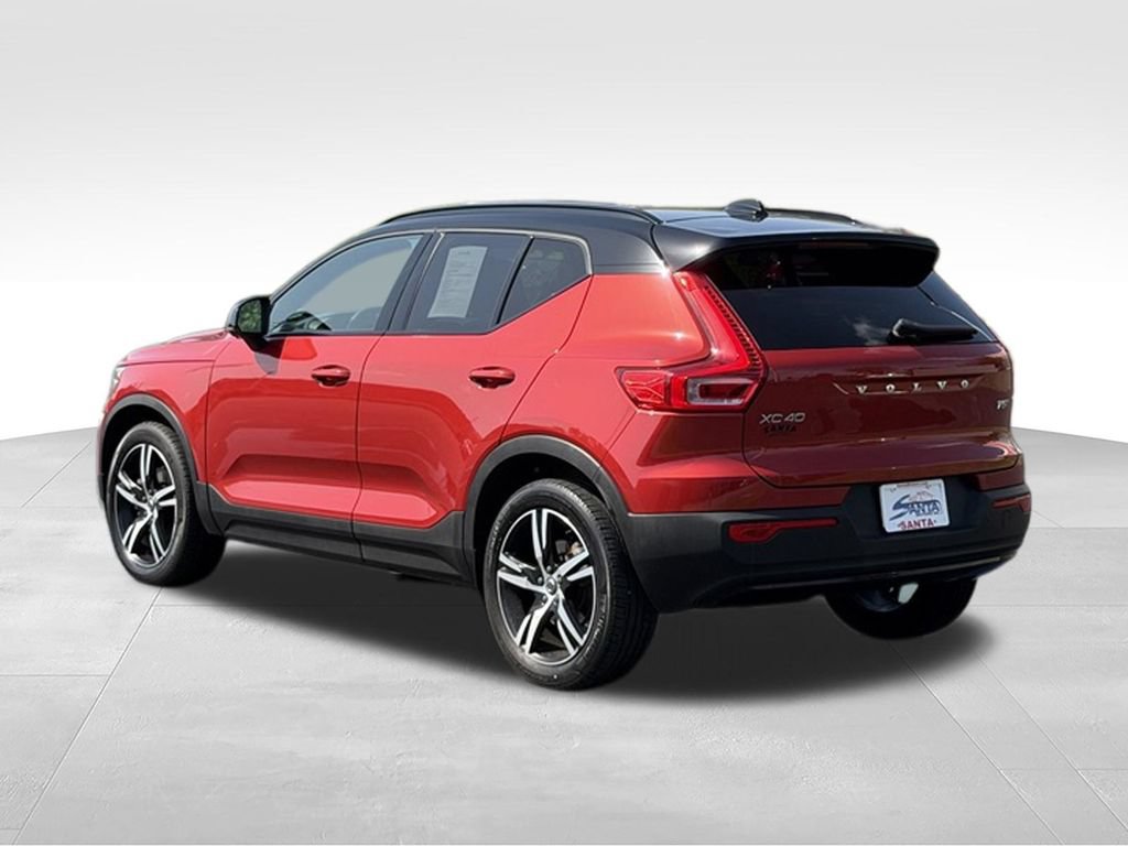 Used 2022 Volvo XC40 T5 R-Design AWD/4WD image 17