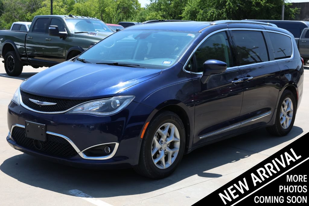 Used 2019 Chrysler Pacifica Touring-L Plus