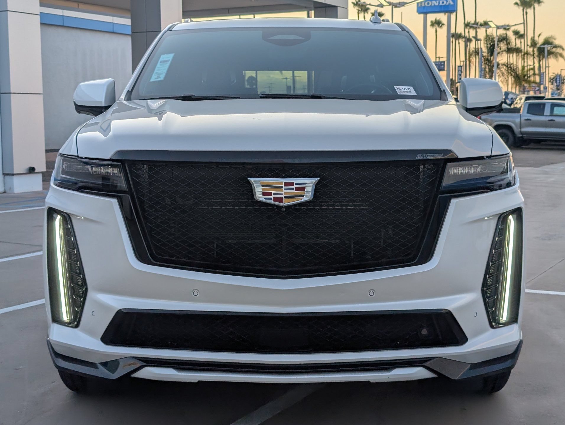 Used 2024 Cadillac Escalade V AWD/4WD image 5