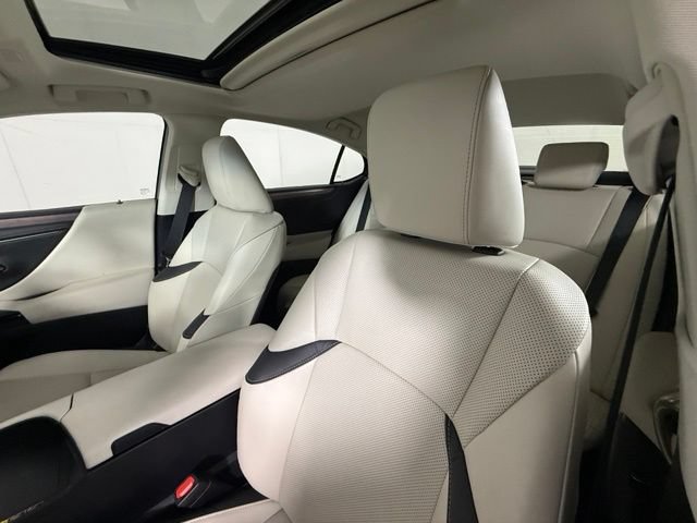 Certified 2024 Lexus ES 350 w/ Premium Package FWD image 18