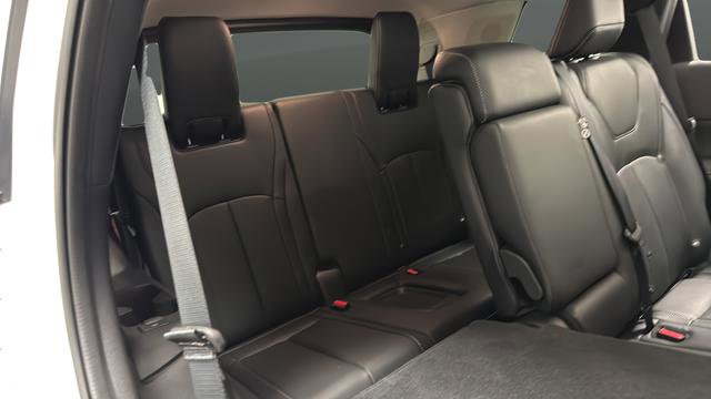 Used 2025 INFINITI QX60 Luxe AWD/4WD image 25