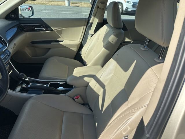 Used 2016 Honda Accord EX-L image 8