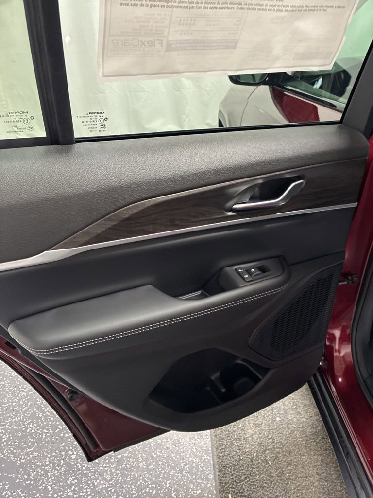 New 2026 Jeep Grand Cherokee Altitude AWD/4WD image 24