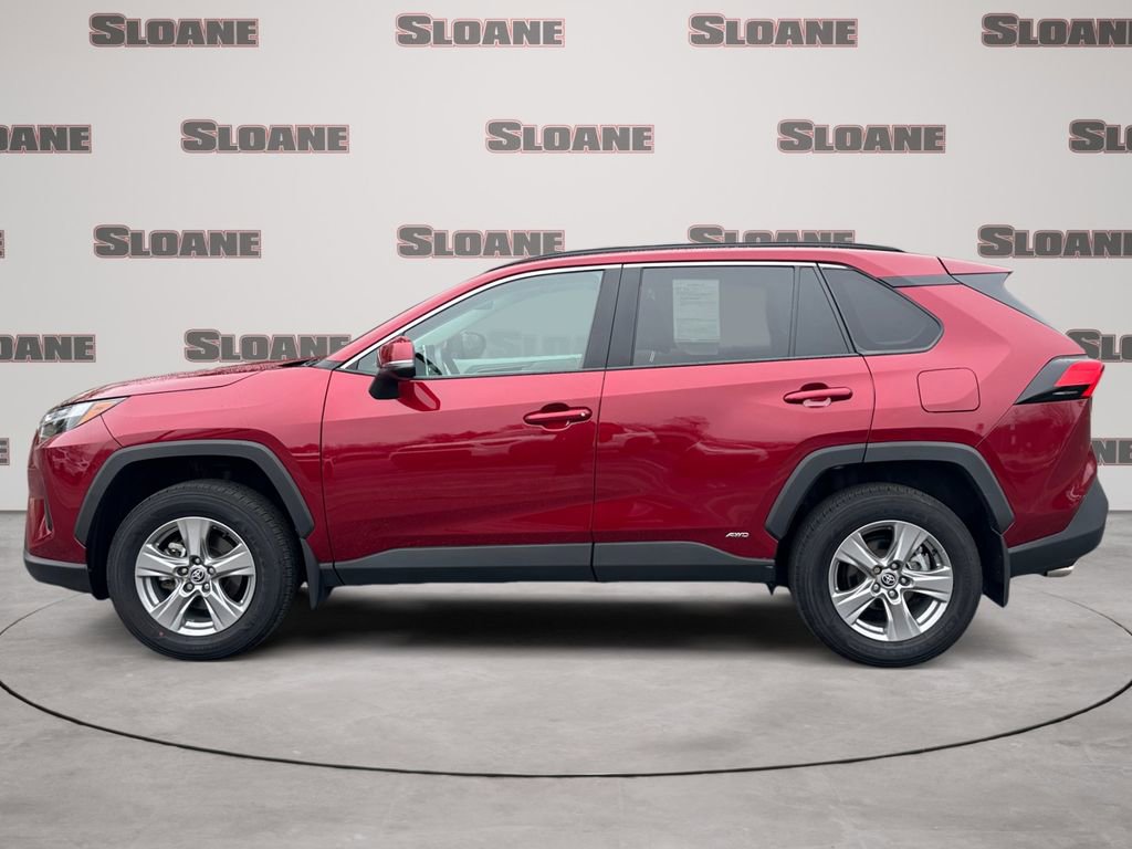 Used 2024 Toyota RAV4 XLE w/ Convenience Package image 2