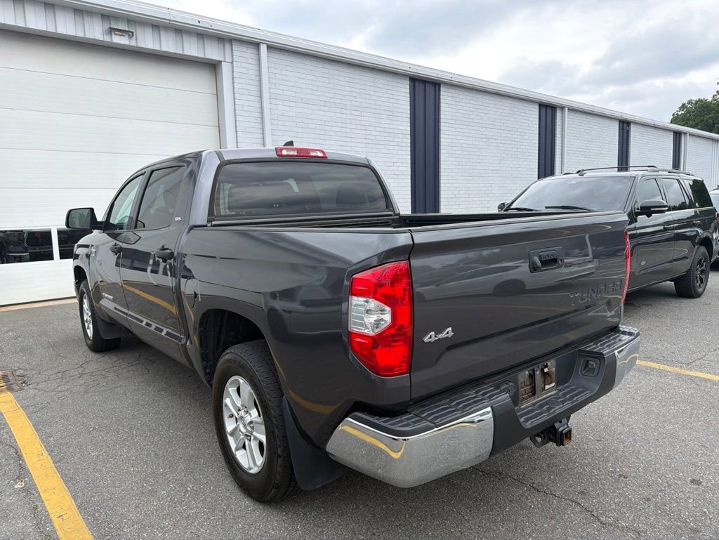 Used 2020 Toyota Tundra SR5 w/ SR5 Upgrade Package AWD/4WD image 13