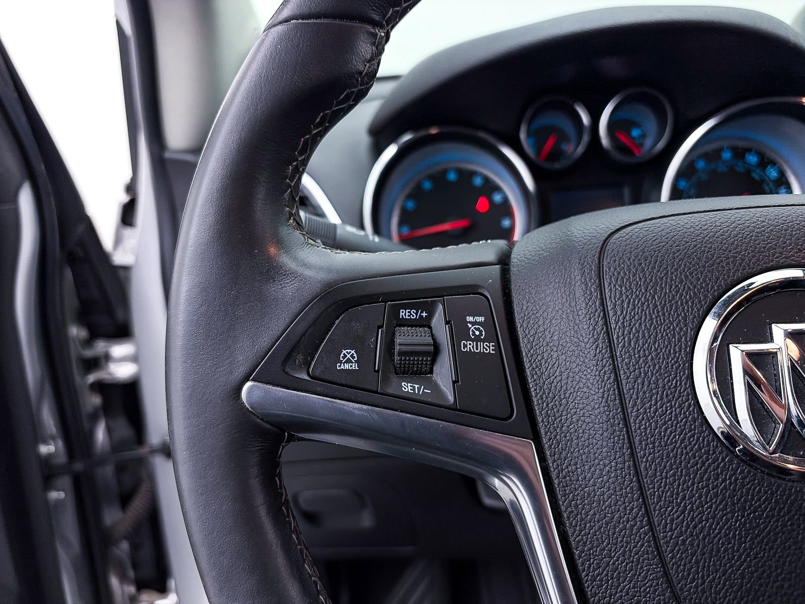 Used 2016 Buick Encore FWD image 23