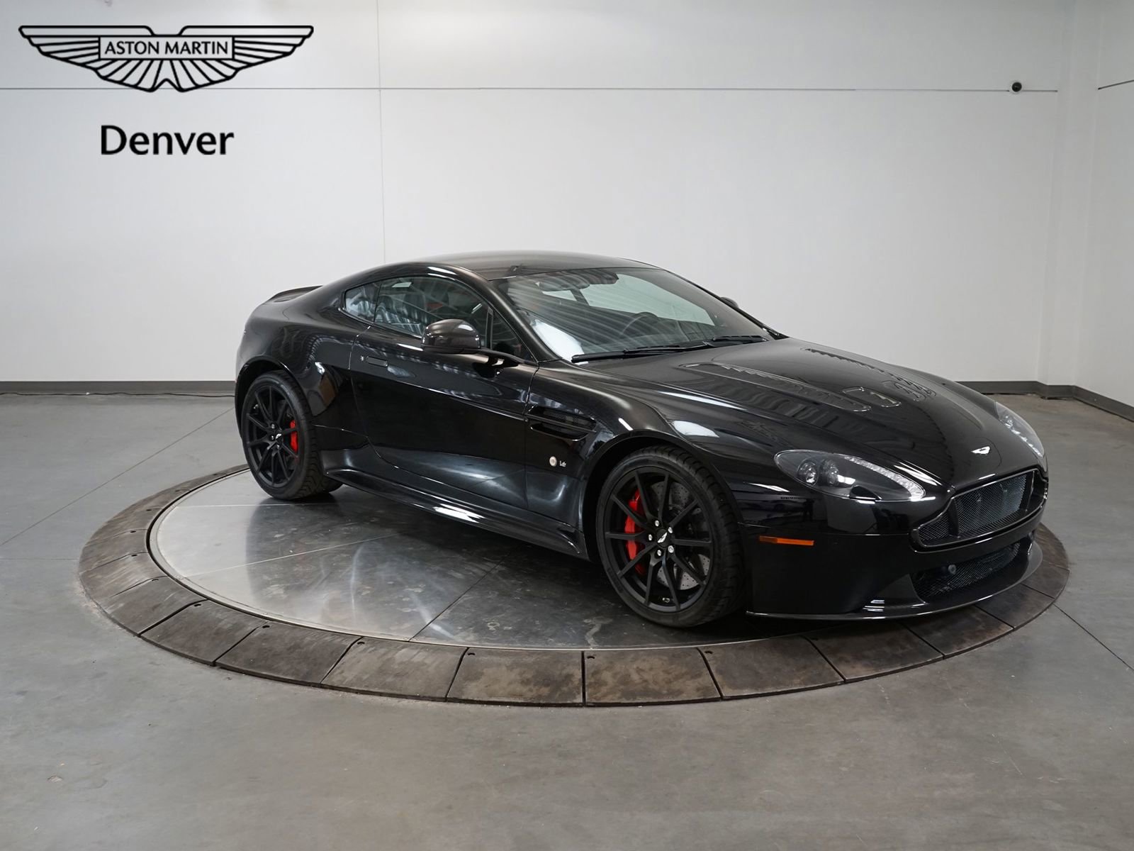 Used 2017 Aston Martin V12 Vantage S image 7