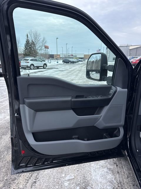 Used 2024 Ford F350 XL w/ 360-Degree Camera Package image 18