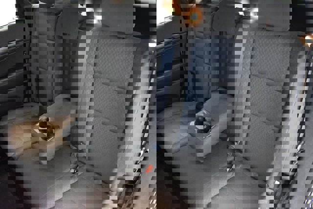 Used 2018 Jeep Grand Cherokee Laredo image 7