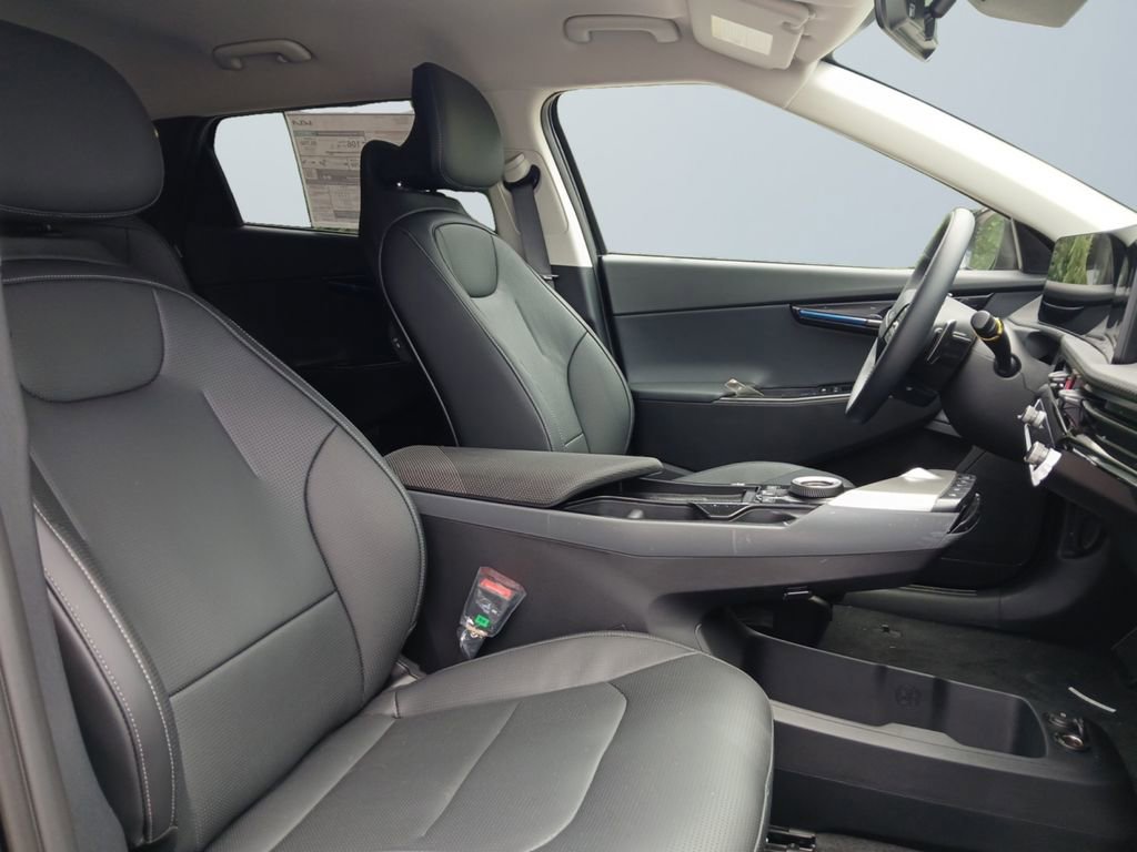 New 2025 Kia EV6 Wind AWD/4WD image 15