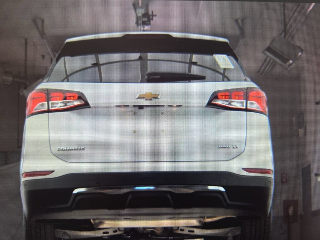 Used 2022 Chevrolet Equinox LT w/ Driver Convenience Package AWD/4WD image 8