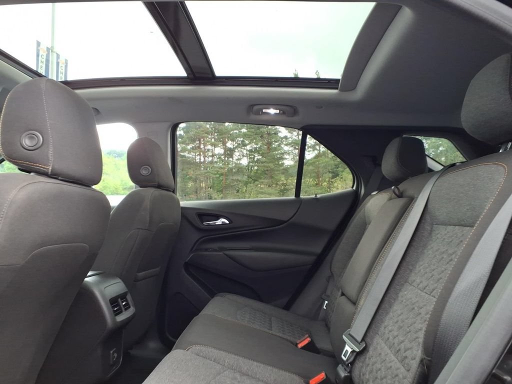 Used 2024 Chevrolet Equinox LT AWD/4WD image 10