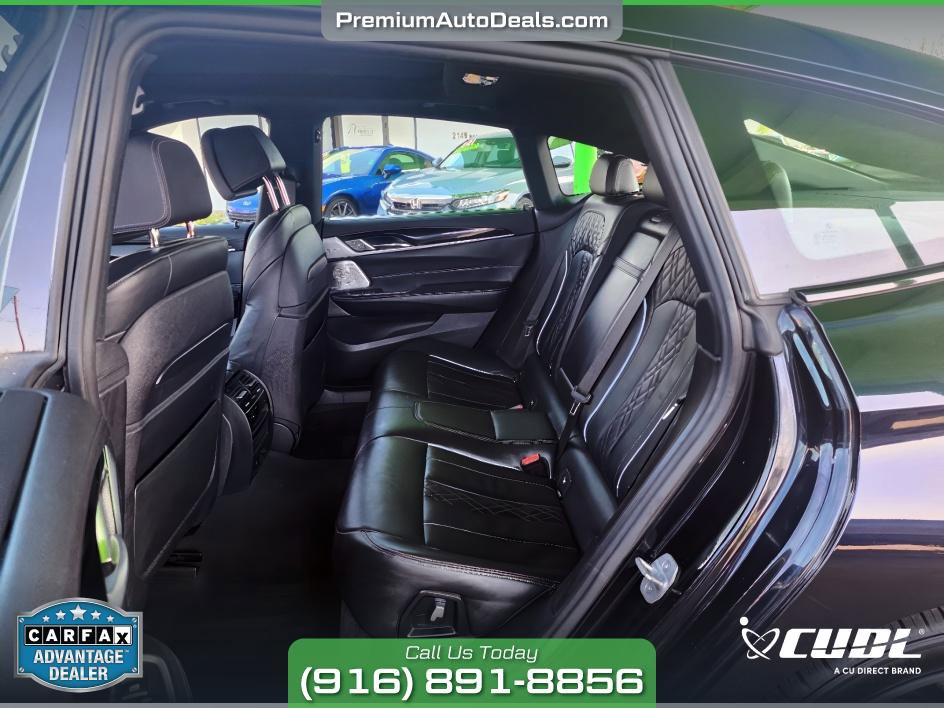 Used 2018 BMW 640i Gran Turismo xDrive image 10