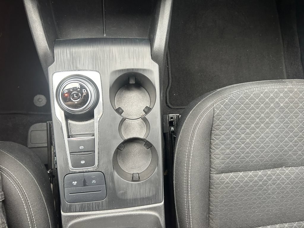 Used 2025 Ford Escape Active AWD/4WD image 23