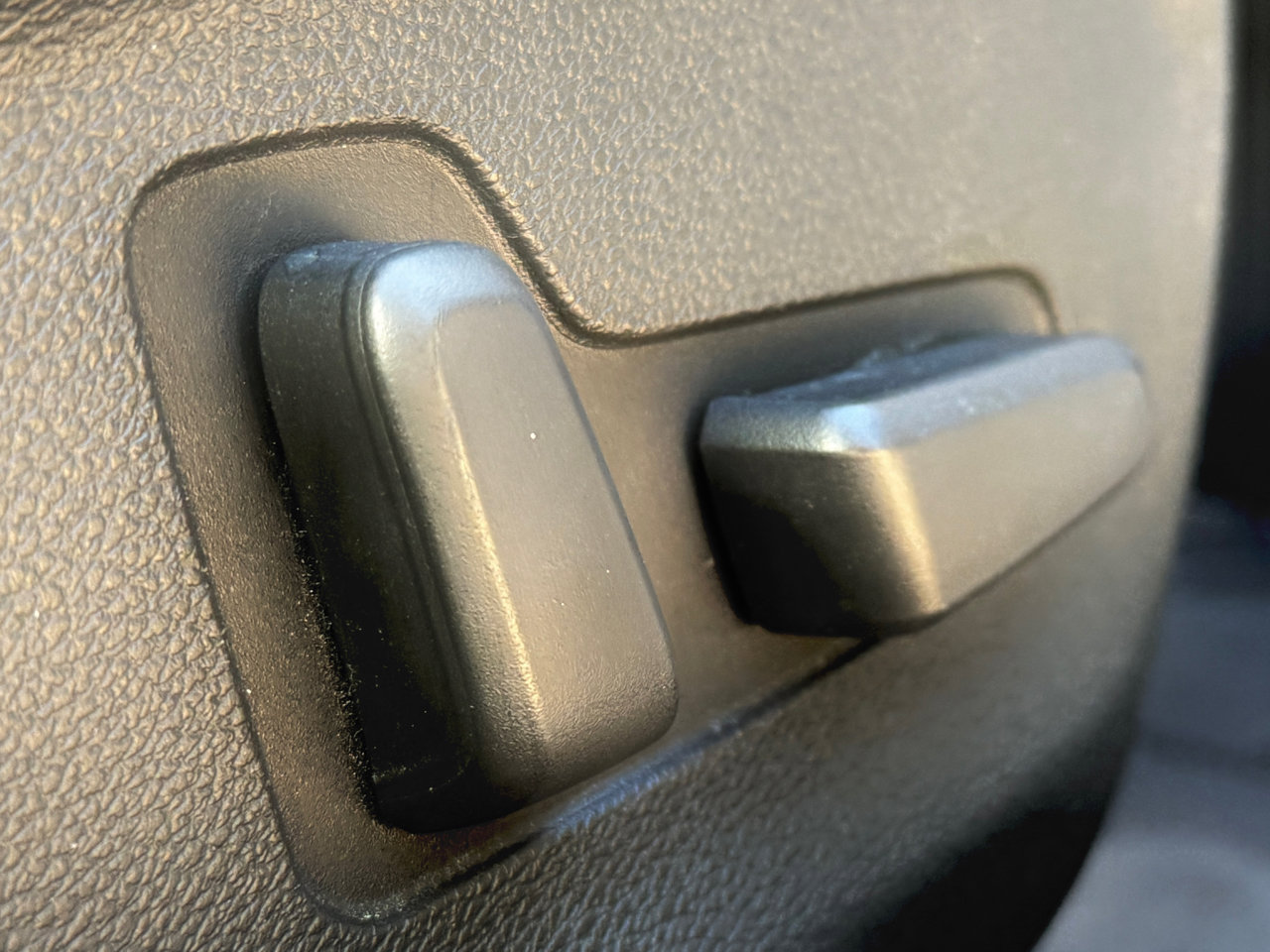 Used 2016 Hyundai Sonata Limited w/ Option Group 04 image 19