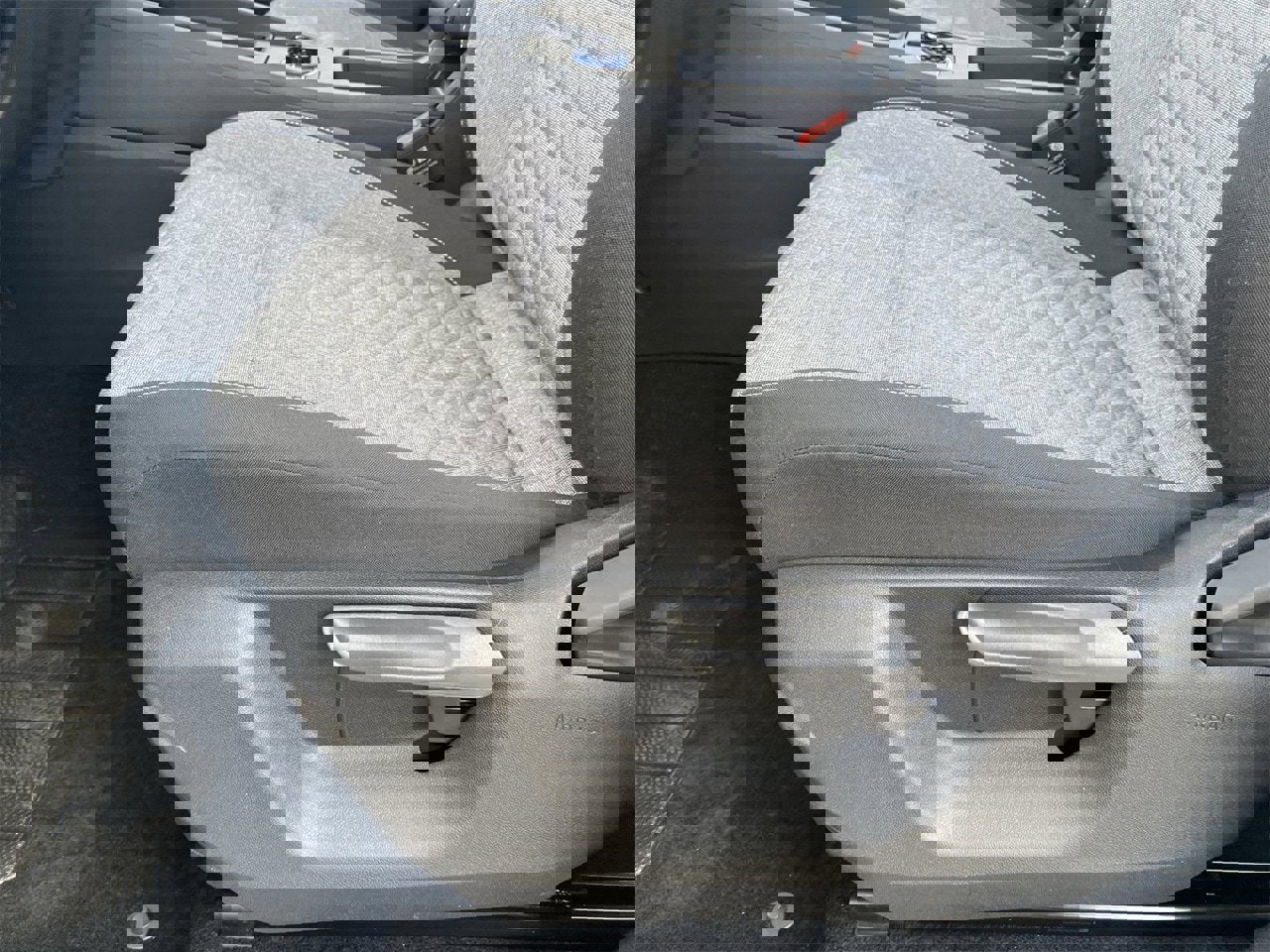 New 2025 Volkswagen Tiguan S image 16