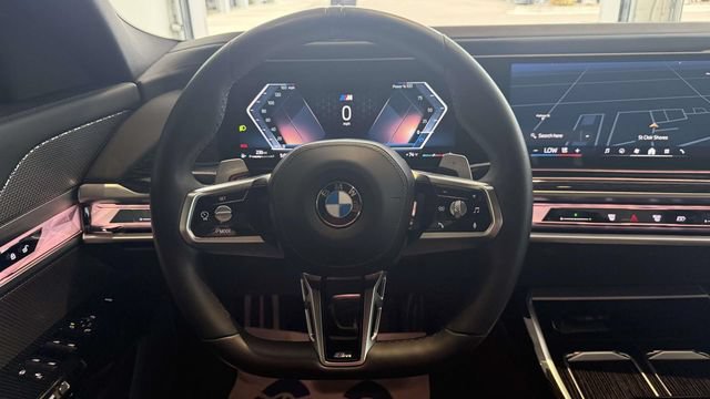 Used 2024 BMW 740i xDrive w/ Premium Package 2 AWD/4WD image 33