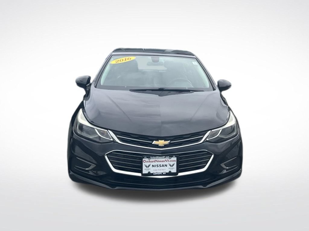 Used 2016 Chevrolet Cruze Premier FWD image 2
