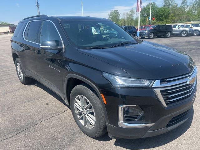Used 2023 Chevrolet Traverse LT FWD image 3