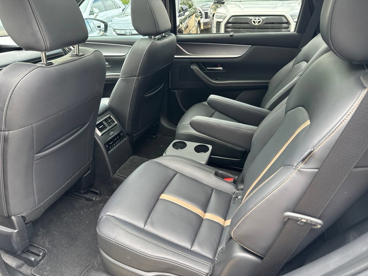 Used 2024 MAZDA CX-90 Plug-In Hybrid w/ Premium Plus AWD/4WD image 9