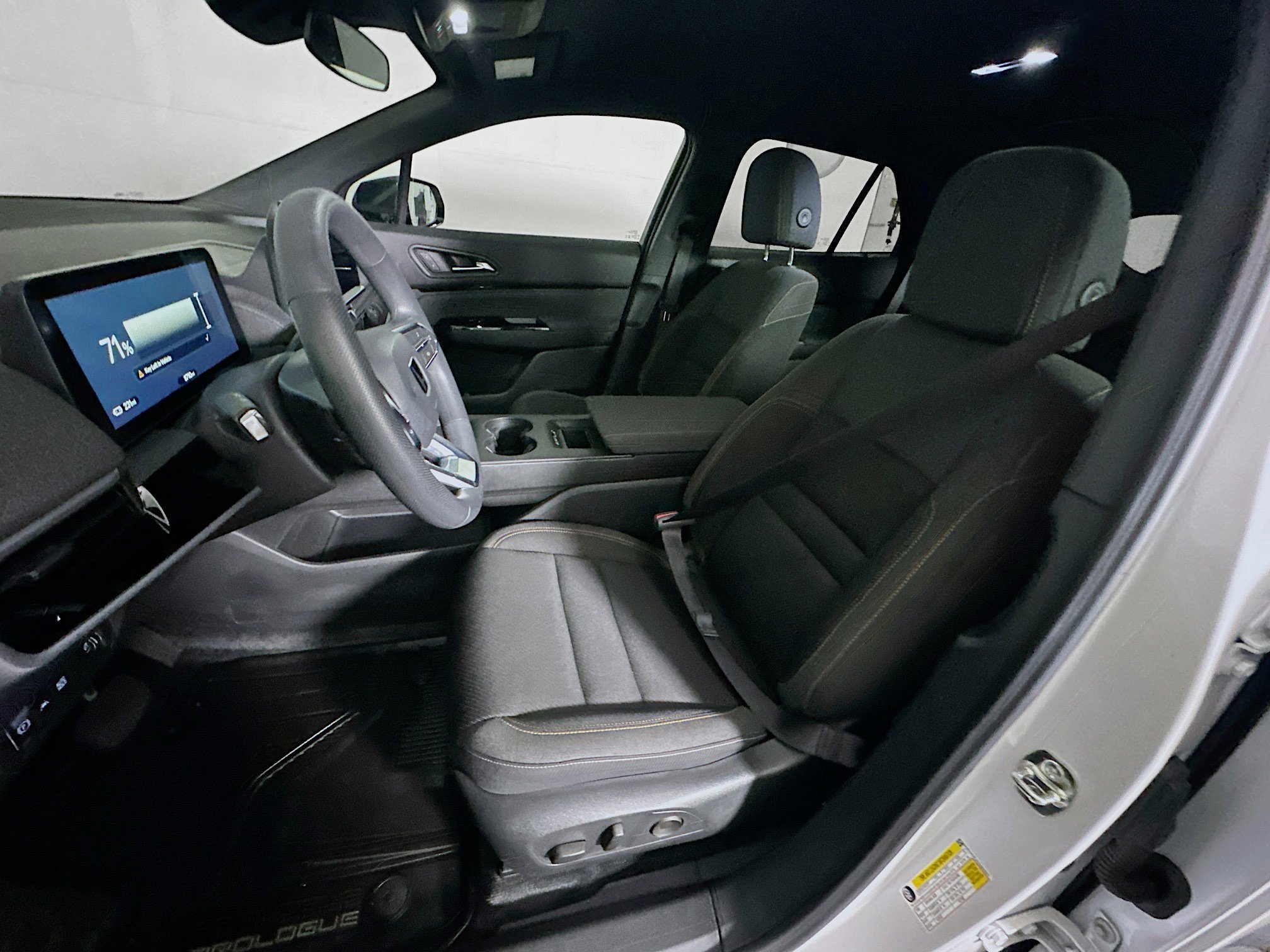 Used 2025 Honda Prologue EX image 13