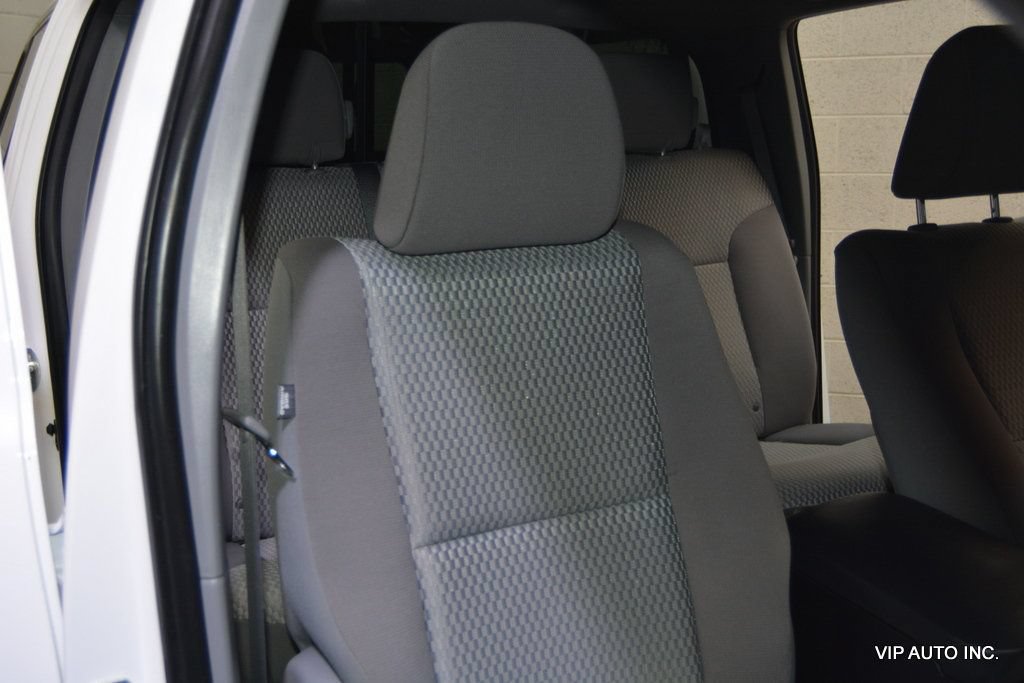 Used 2013 Toyota Tacoma PreRunner w/ SR5 Pkg RWD image 16